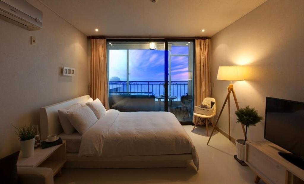 Best Hotels in Taean, South Korea – Taean Maumsogeui Jip Review