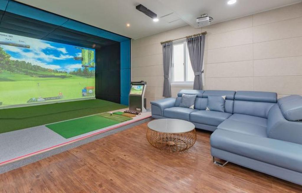 Best Hotels in Gapyeong, South Korea – Beaver Screen Golf Kids Pool Villa Review