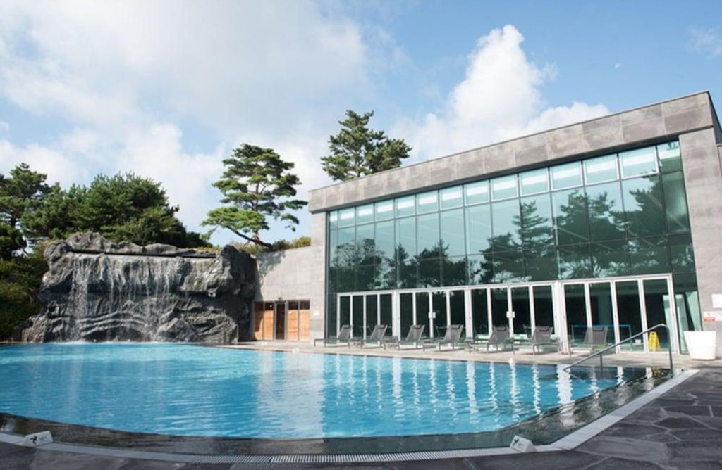 WE호텔 제주 image