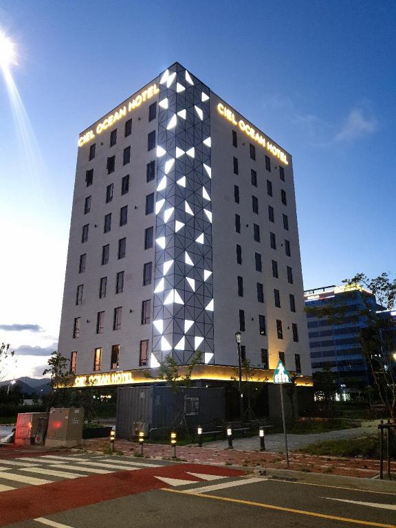 Best Hotels in Busan, South Korea – Busan Myeongji CL Ocean Hotel Review