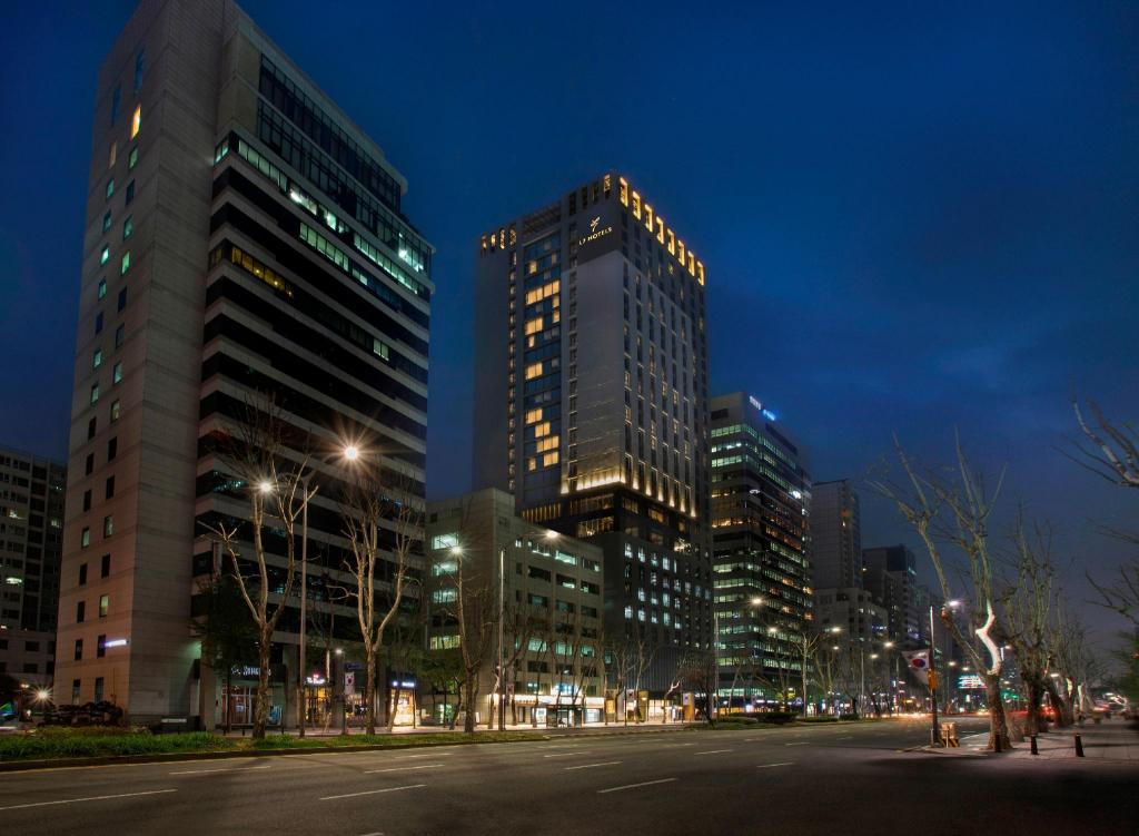 L7 강남 바이 롯데 image