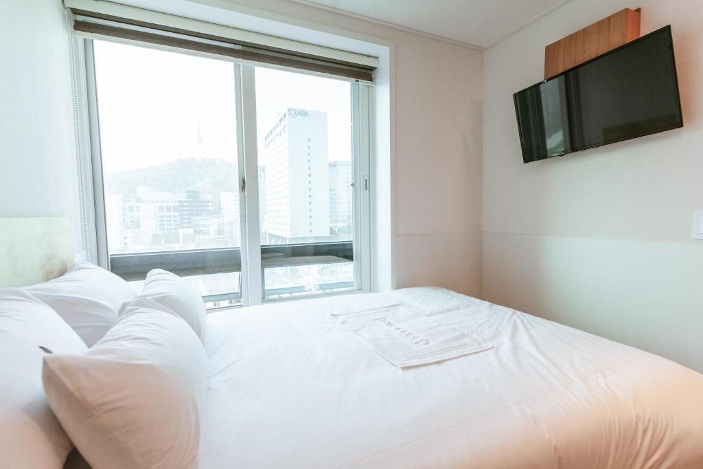 서울라이트 인 명동 image