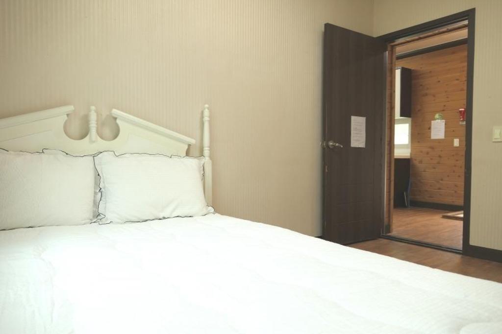 Best Hotels in Gapyeong, South Korea – Gapyeong Ongdalseom Pension Review