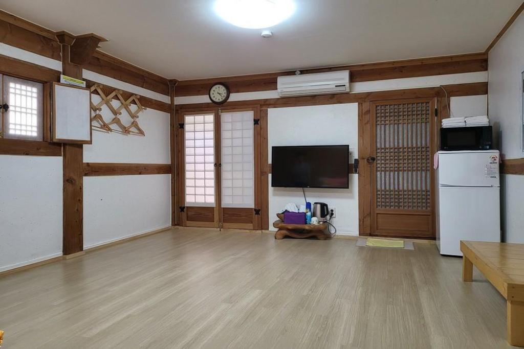 전주 부용헌 펜션 image