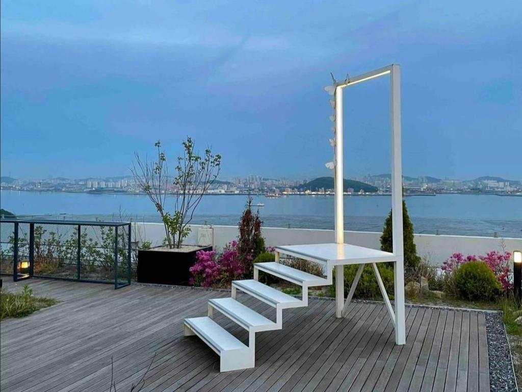 영종도 인더문 3호 image