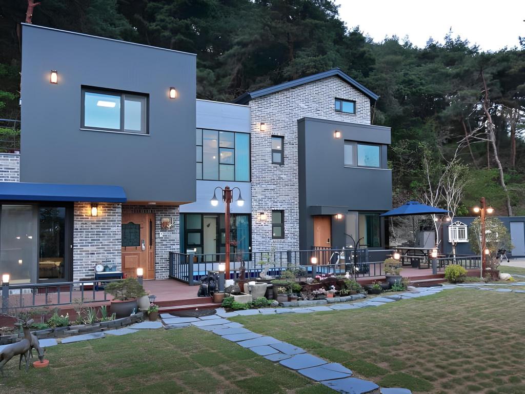 오슬로 펜션 image