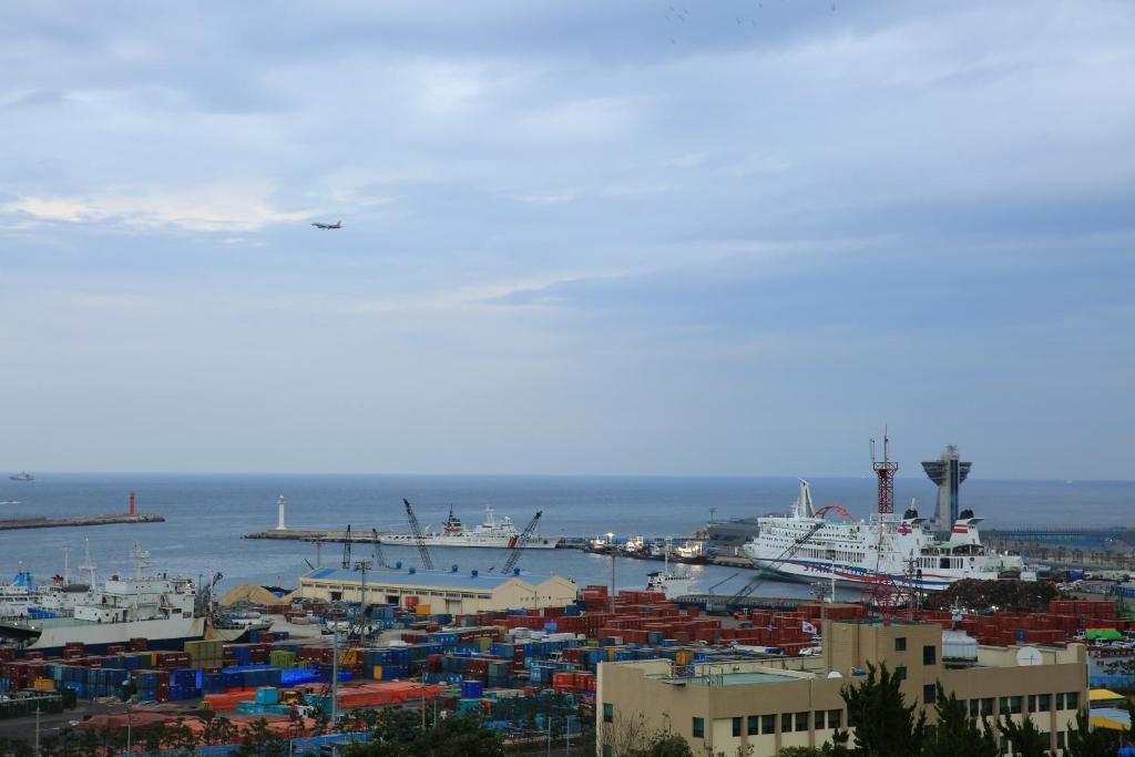 하버 호텔 제주 image