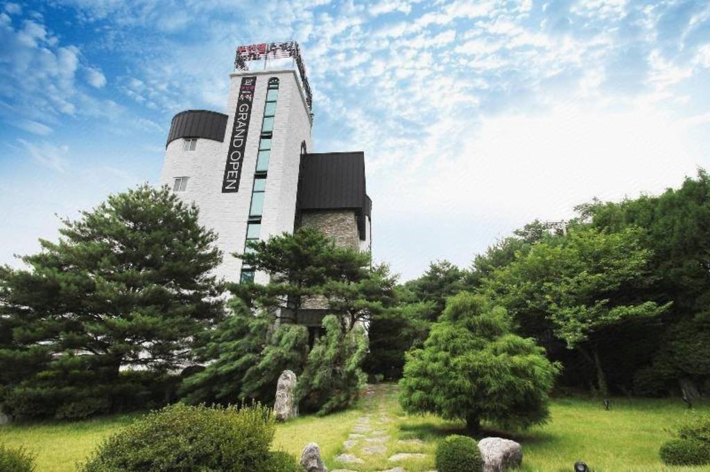 Hotel Soopil image
