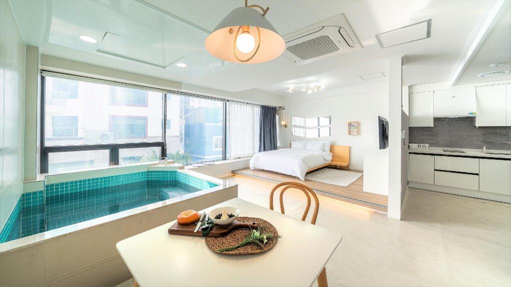 부산 그레이샌즈 풀빌라 펜션 image