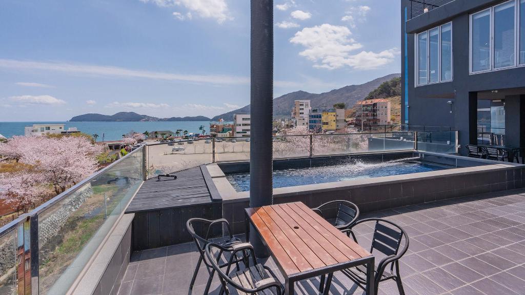 Best Hotels in Geoje, South Korea – Hinoki Haesu찜 Resort Review