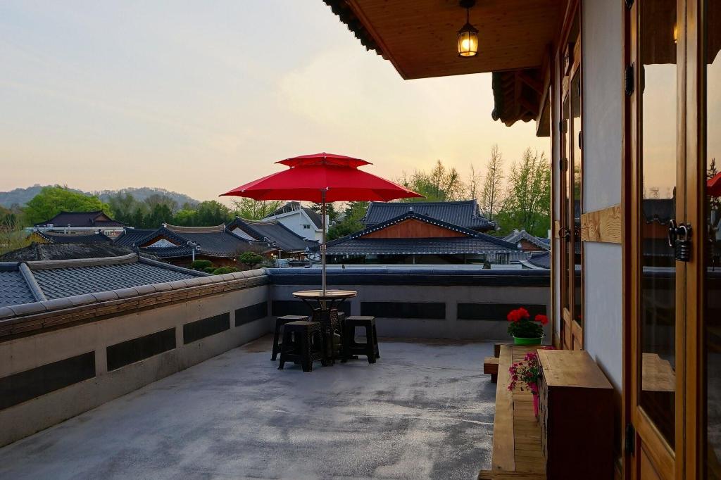 전주 돼지꿈 한옥 image