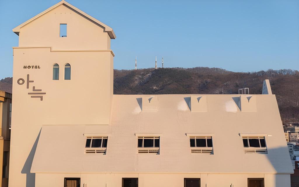 더휴식 아늑호텔 청주우암 1호점 image