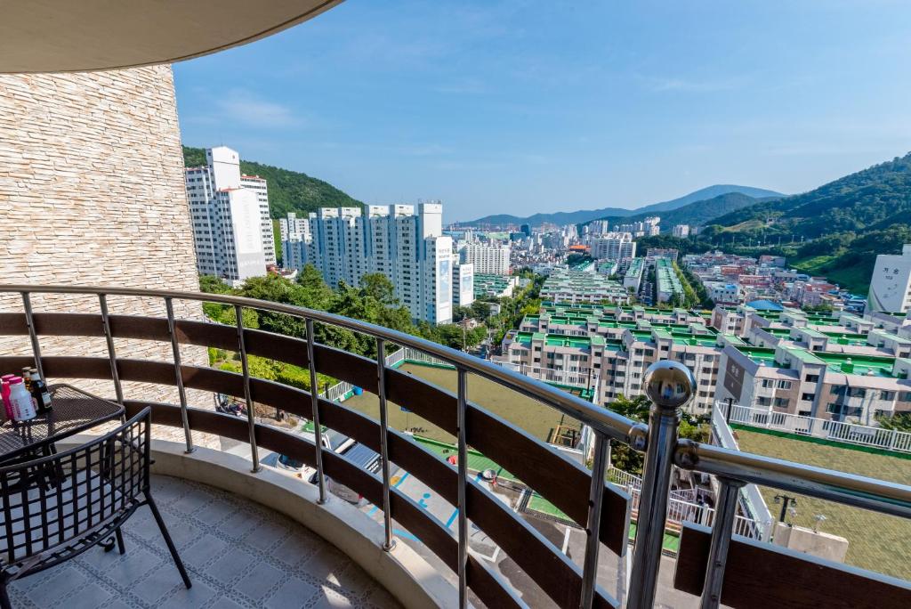 홈포레스트 리조트 거제 image